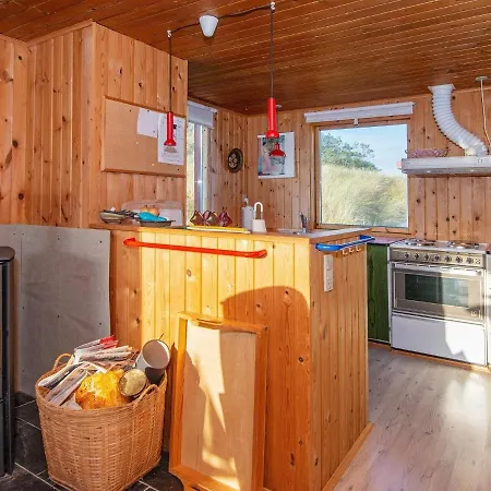 5 Person Holiday In *