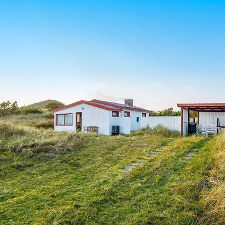 5 Person Holiday In *